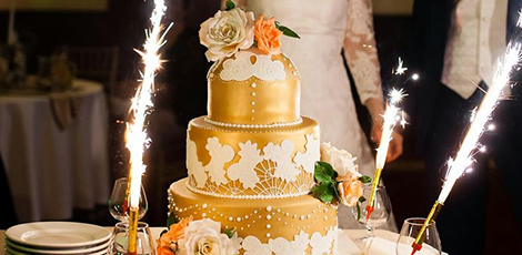 Engagement & Anniversary Cakes